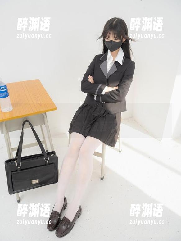 紧急企划 - 体操服的尽头是小恩的魅力，精选套图欲罢不能