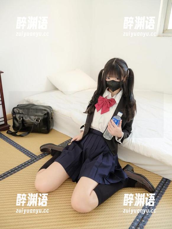 紧急企划 - 努力走出舒适圈的“见希w”：体操服作品集原图，简直让我想立马报名健身班！
