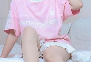 绮梦摄影 – 子涵的睡衣写真，悄悄藏在网盘的角落