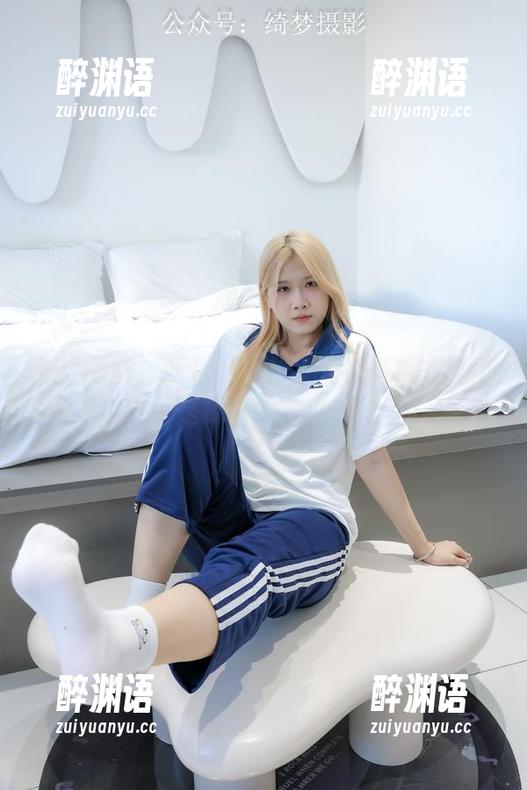 绮梦摄影 - 天使变身！小莉在最新写真里是要当仙女吗？