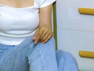 绮梦摄影 – 甜甜的眼镜秀，私拍让资源都“眼前一亮”了好嘛！
