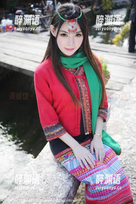 美媛馆 - 唐琪儿il的谜一样灰丝作品：我本来以为是袜子！