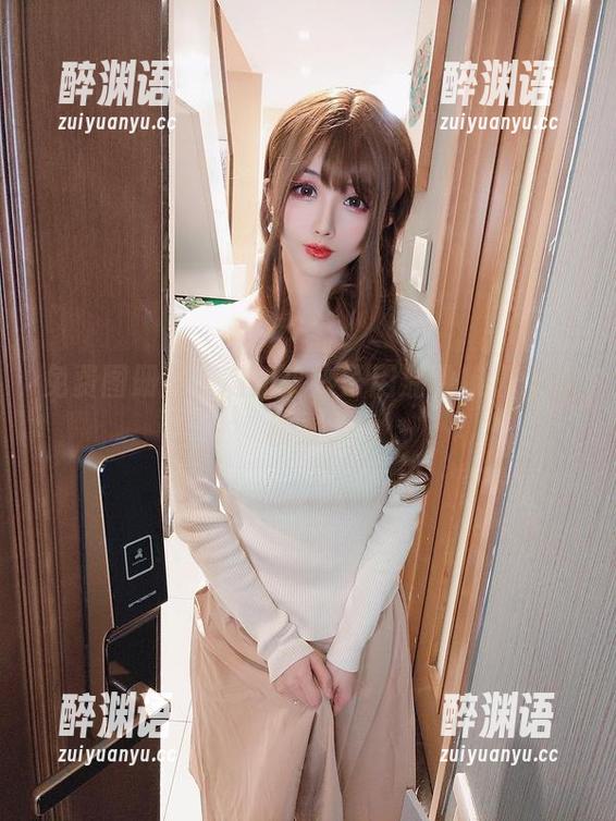 免费图册里，肉扣热热子用温柔撩拨你的视线。