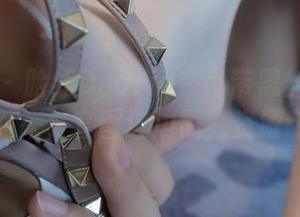 微密圈 – 脸红Dearie在吊带黑丝的轻盈中翩翩而来，套图这边戳，资源随便欣赏