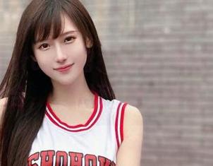 腐团儿Ikaros短裙、cos，可别小看了这组合，“傲娇”随风而来。