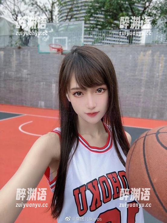 腐团儿Ikaros黑白写真福利，原图真相，太有趣了，快来捧场！