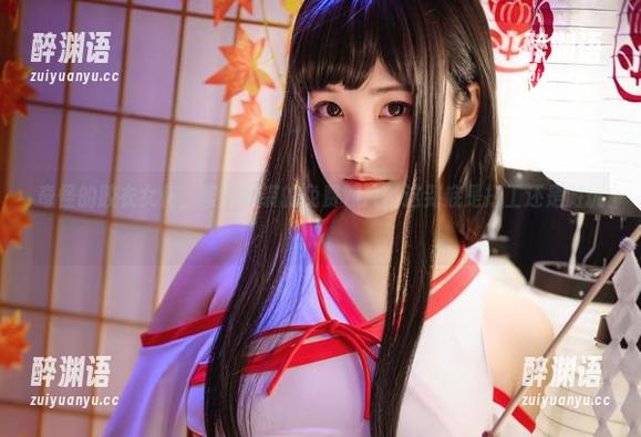 奇怪的胶衣女仆，蜜汁猫裘的免费照片，这到底是打工还是游玩？