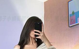 微密圈 – 醇子小姨美脚合集：小心，脚尖的魅力会让人心痒痒！
