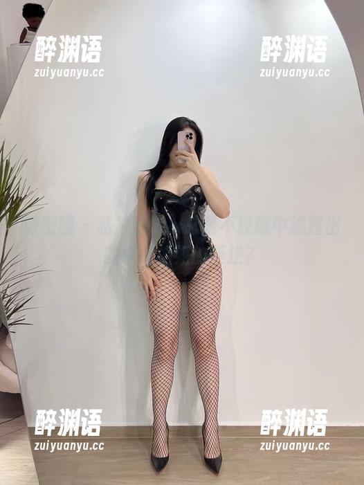 铁锤姐姐 微密圈 - 私拍狐尾,总是不经意中流露出的铁锤姐姐的叛逆?