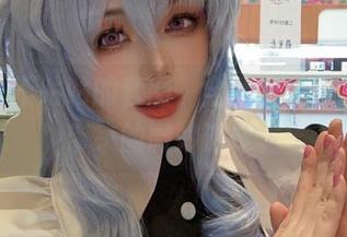 阿九从不咕咕的套图，全新品尝卯月桃子带来的微妙滋味。