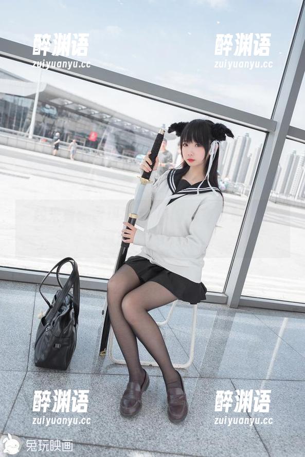 一起来看：雪琪SAMA的兔女郎私拍，玉藻前都想取经！
