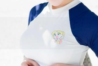 魅妍社 – 厨娘小热巴的高清画面，下载后必定让你久久不愿走！