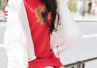 魅妍社 – 敲黑板！陈雅漫VICKY的最新剧情套图，槽点与欢乐并存！
