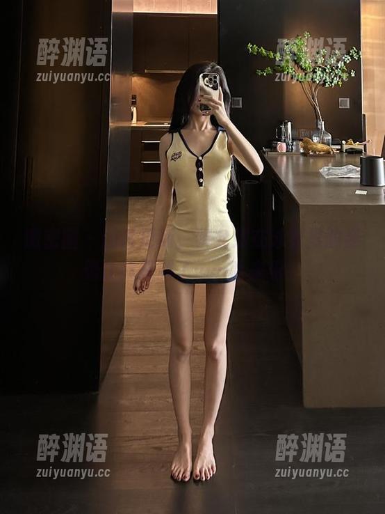 微密圈 - 图片更新，黎允熙在泳衣里的姿势让我想到了……啥来着？